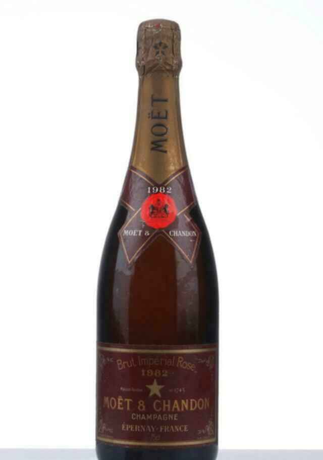 Moet & Chandon Rose  Brut Imperial 1982